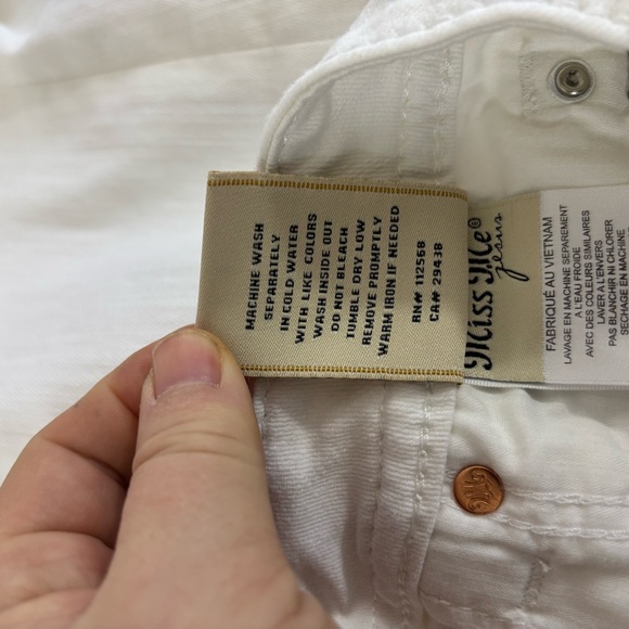 Miss Me Bermuda shorts white stretch size 27 silver embroidery rhinestones - Picture 11 of 11